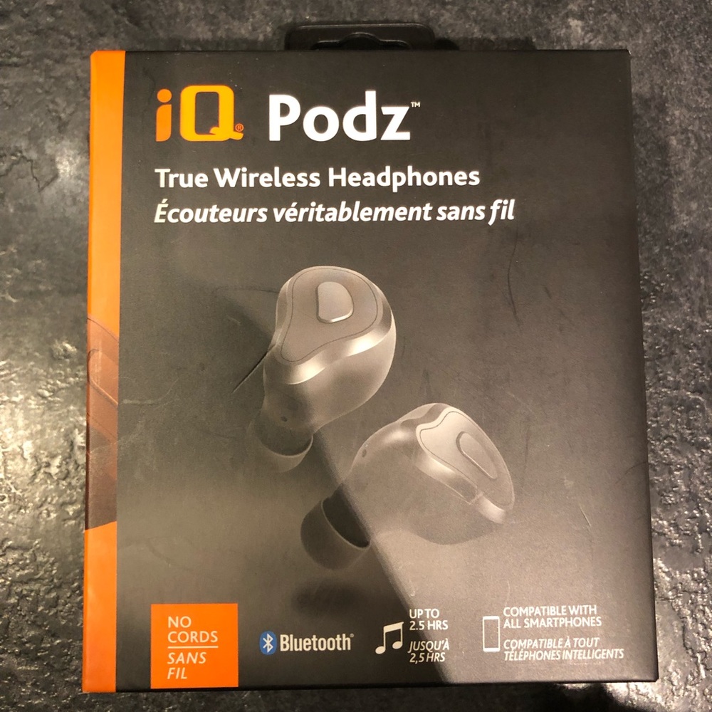 ⭐️2/$30⭐️Iq pods wireless earbuds